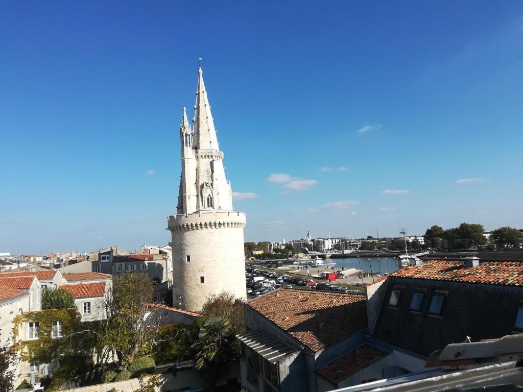 Ferienwohnung Vue Superbe Sur Tour De La Lanterne T2 Avec Terrasse Remparts 2 La Rochelle  Exterior foto