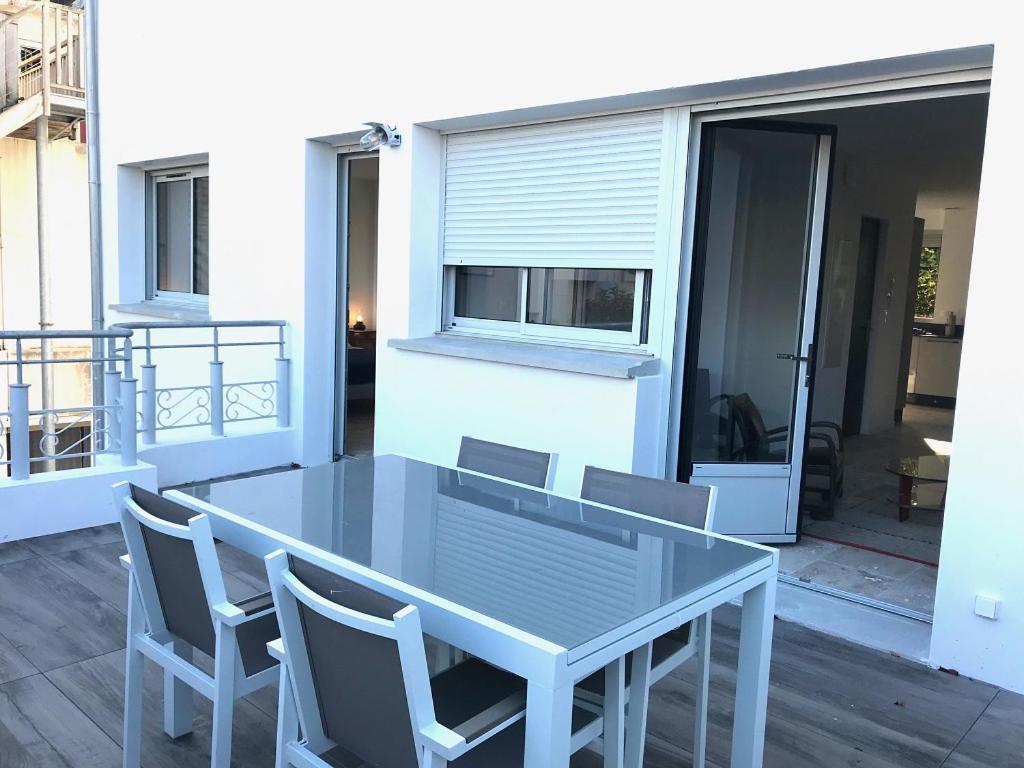 Ferienwohnung Vue Superbe Sur Tour De La Lanterne T2 Avec Terrasse Remparts 2 La Rochelle  Exterior foto